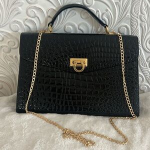 Beautiful Patent Leather Bag Made In Italy.